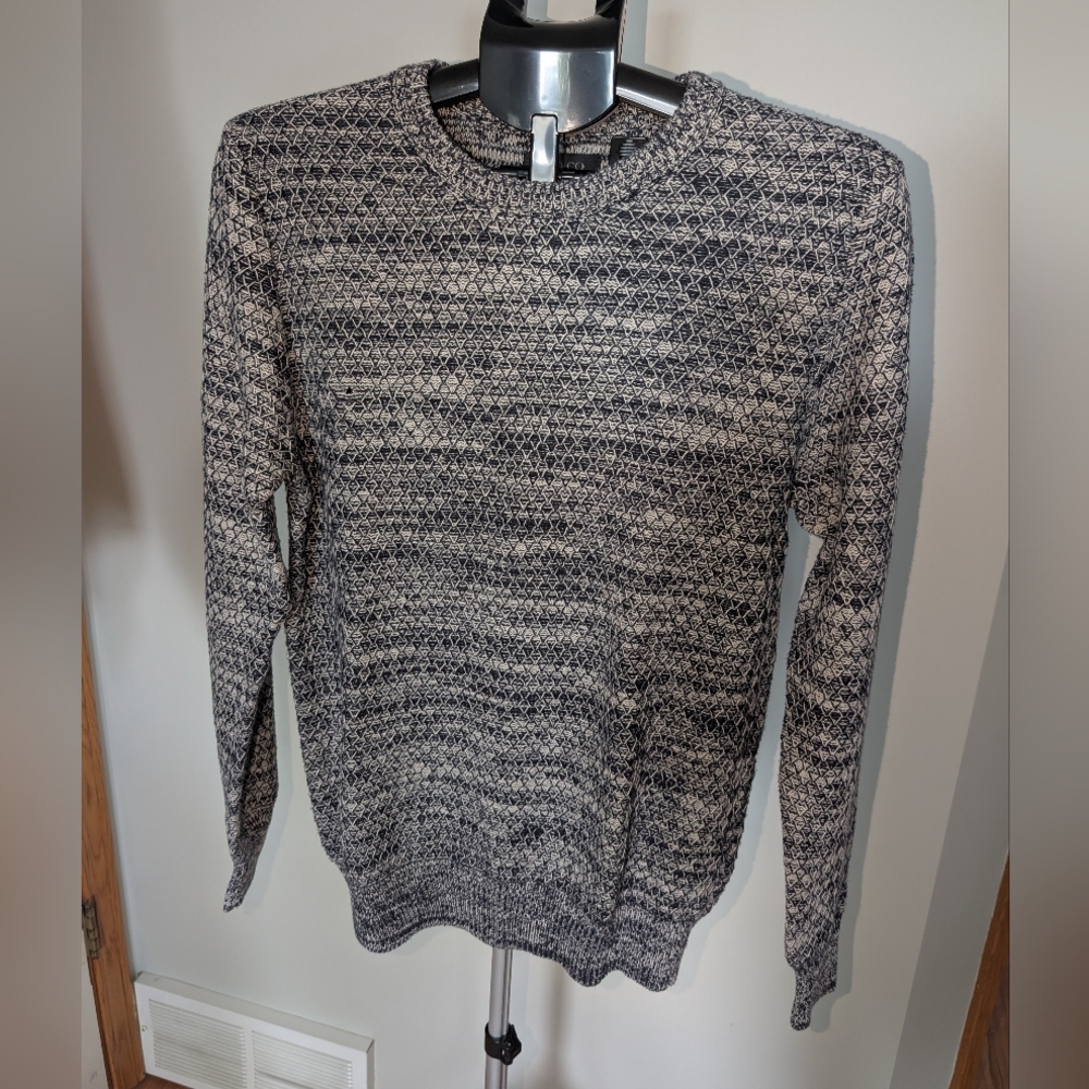 Men's RW&Co Navy and Gray Sweater, M